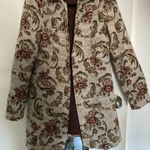 Kenar Beige Floral Women's Cape